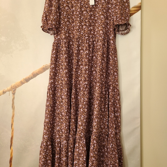 💐 aerie Garden Party Dress 💐 - Picture 3 of 10